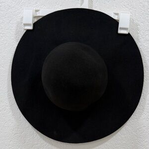 Scala Classic Wide-Brim Black Felt Hat